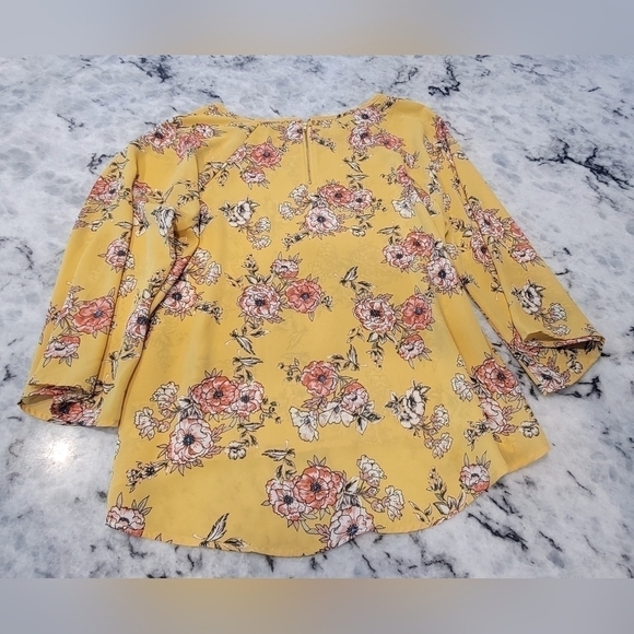 Paper Moon Tunic Blouse - Picture 2 of 4